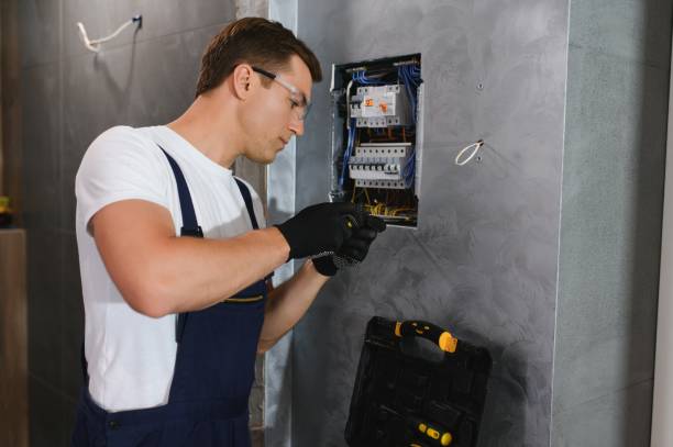 Best Licensed Electrician  in Brandywine Bay, NC